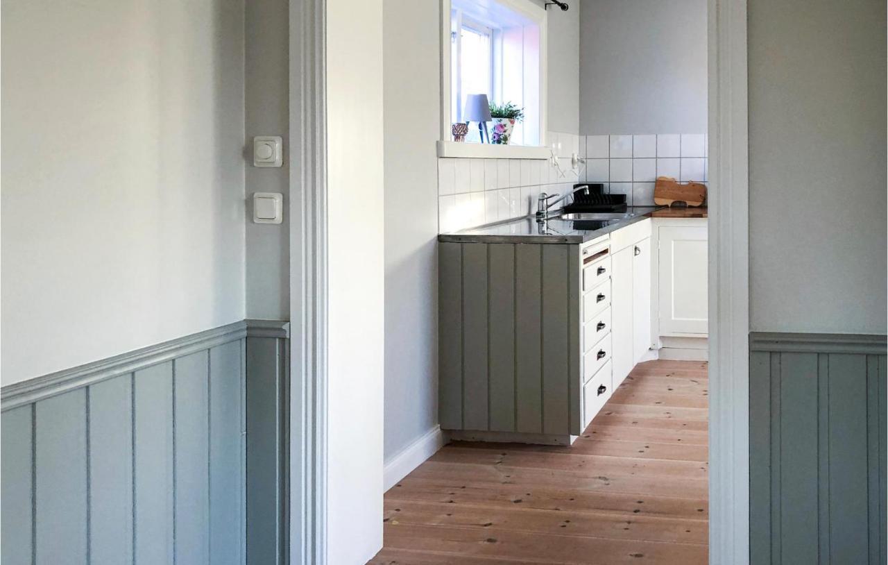 Cozy Home In Raettvik With Kitchen المظهر الخارجي الصورة