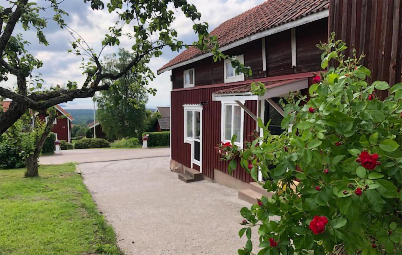Cozy Home In Raettvik With Kitchen المظهر الخارجي الصورة